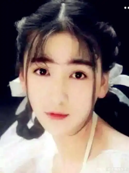 王一博男扮女装,肖战男扮女装,看到白敬亭:居然撞脸奥运冠军