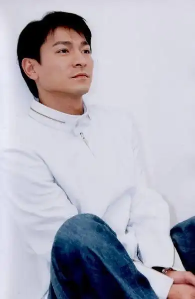 那些年刘德华经典旧照,你们有没有见过,回味无穷