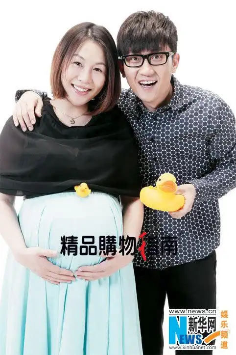 "好声音"金志文与妻子孕期写真曝光 逗趣温馨