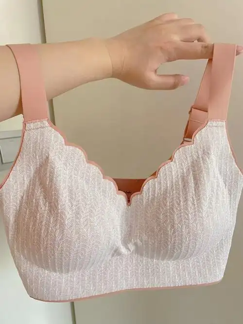 大胸妹子专属内衣