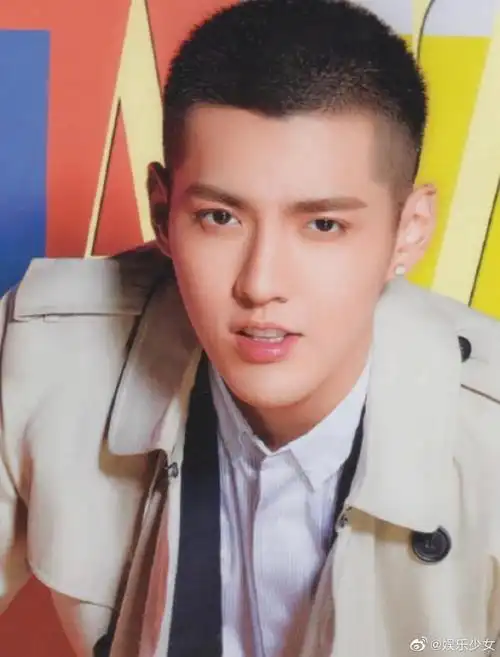 寸头短发才是检验帅哥的唯一标准当红男明星寸头造型合集