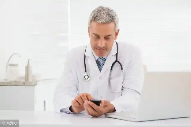 医生如果是你亲人生病能别这样比喻了成吗