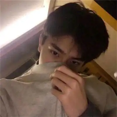 白色干净男头像简约高清头像超酷的帅哥微信真人头像图片大全