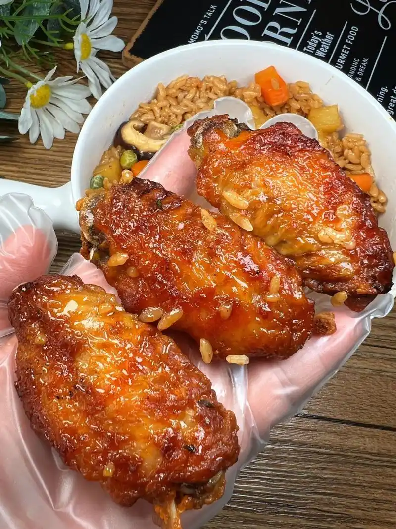 懒人食谱,电饭煲鸡翅焖饭一次就成功 家里有电饭煲的,都来学这道鸡翅