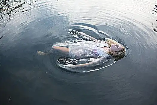 中式花园,波特兰,俄勒冈中式花园,波特兰,俄勒冈小朋友,漂浮,水中湖