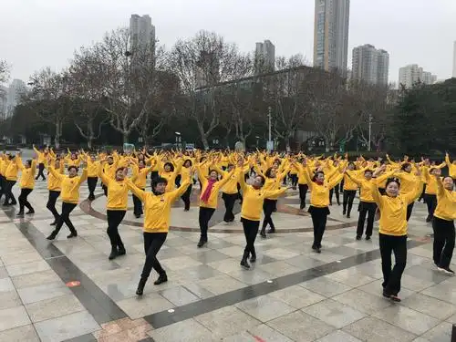 无锡广场舞 恋上电视台