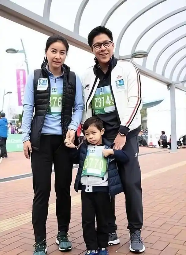 霍启山和郭晶晶的私人微信聊天记录曝光!