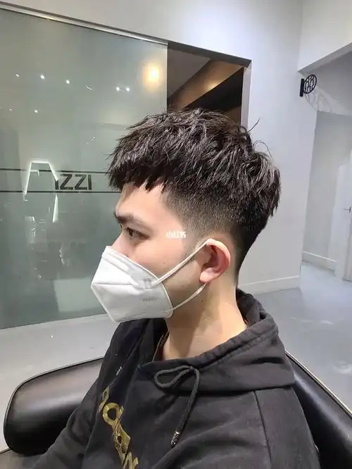 多伦多烫发 男士烫发 钢夹烫