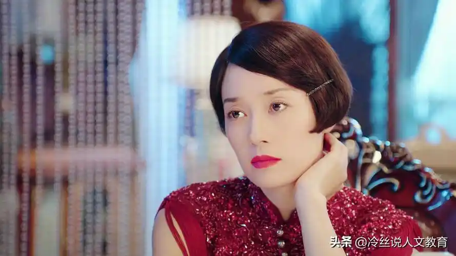 从剃刀边缘到旗袍美探马伊琍往日的魅力还在吗