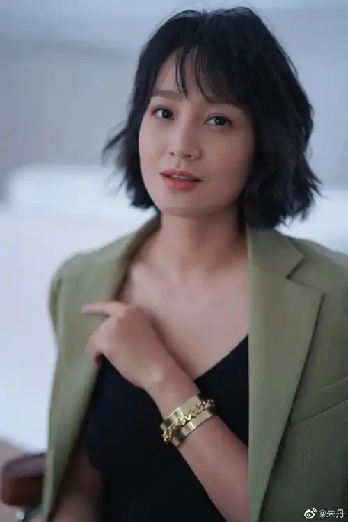 朱丹 身上的肉肉是我生娃的勋章