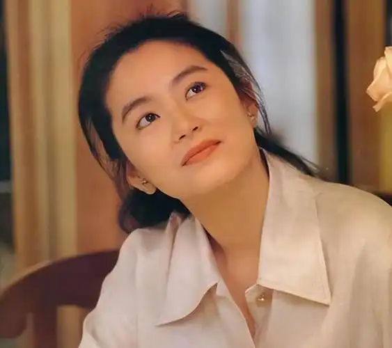 真的美,何谓刻意耍美|美女|林青霞|刘亦菲|周慧敏|大美人_网易订阅