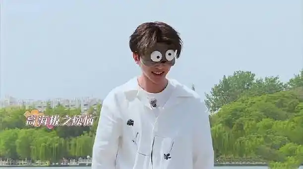 游戏过杆自带音效,蔡徐坤输在海拔太高|baby|蔡徐坤|奔跑吧_新浪新闻