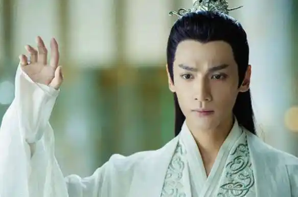 《月上重火》,罗云熙,陈钰琪领衔主演,邹廷威,田依桐,李宗翰,鲍天琦