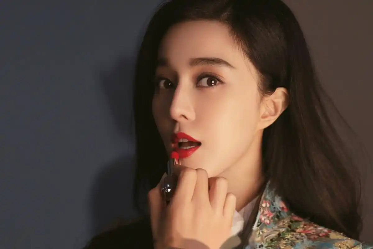 你已拥有旁人无法企及的高度,你已向世人定义了独一无二的美;你已拥有