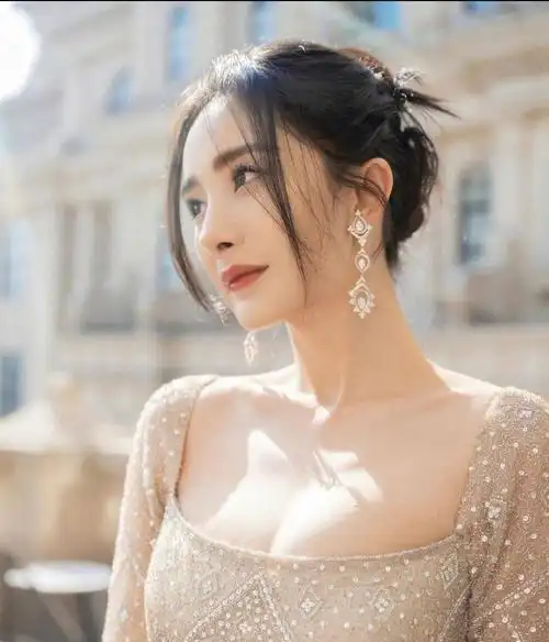 刘丹呼吁杨幂刘恺威复婚,小糯米可能患了抑郁症,偷偷大哭想妈妈