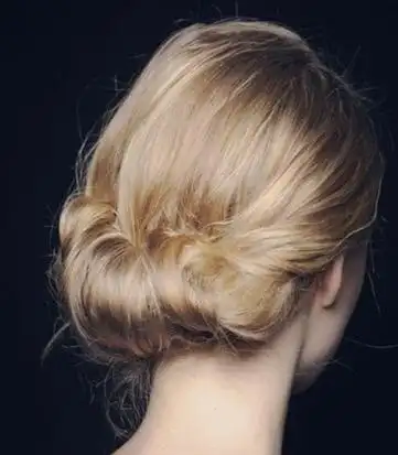 法式低发髻慵懒随意 法式后盘发髻 - 盘发发型 - 发型社