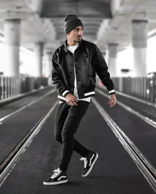 男牛仔裤配鞋效果图穿牛仔裤鞋子应该怎么选