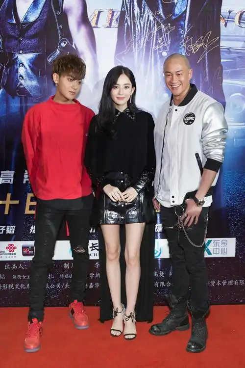 《游戏规则》首映 王学圻赞黄子韬是未来影帝