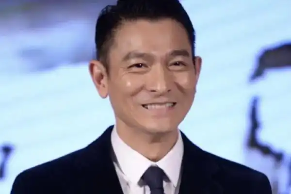 刘德华确诊流感七场演唱会被取消粉丝表示理解