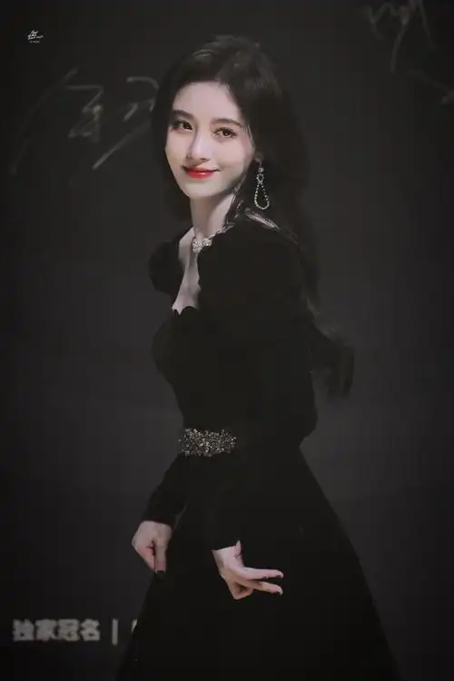 鞠婧祎三十天安利进行时