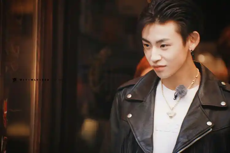 18 小鬼王琳凯小姐姐的花店