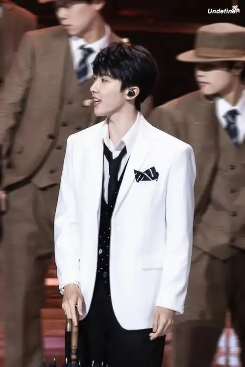 马嘉祺湖南卫视元宵喜乐会