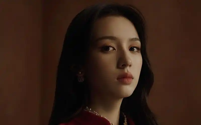 二零二三早春成衣|周也 多重美学