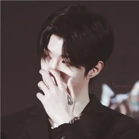 范丞丞头像蓝发可保存(范丞丞头像蓝发不明显) - 动态个性头像 - 艾伊