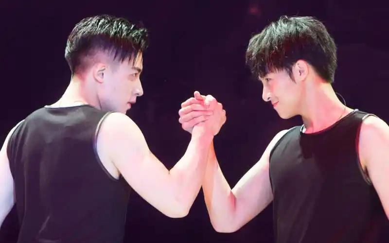 【伍嘉成&谷嘉诚 | x玖少年团】嘉成兄弟 男男双人探戈《tango》