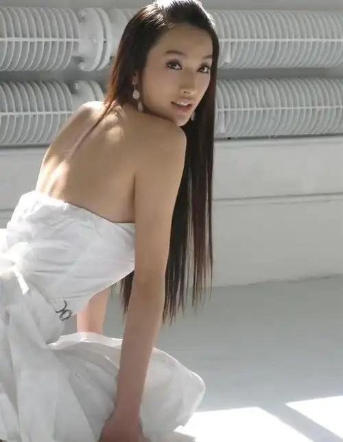 张俪出道前后网友差距一目了然