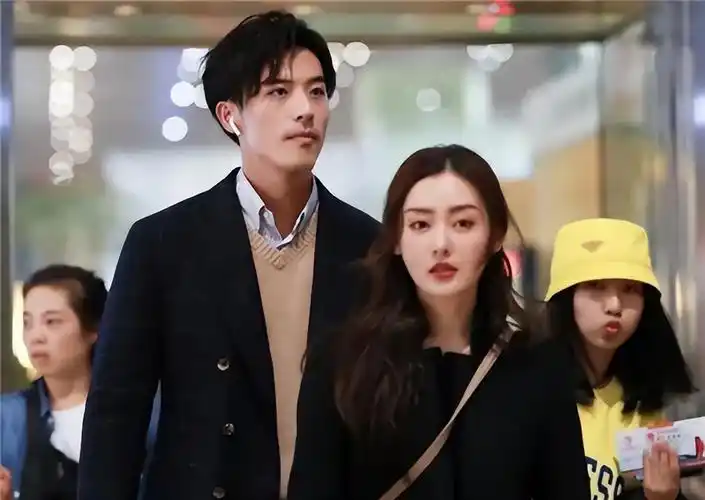 张天爱前男友都有谁(张天爱和前男友曾订婚因对方劈腿分手?