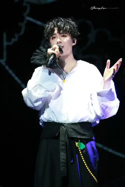 大哥 不在身边就在心尖.@摩登兄弟刘宇宁#刘宇宁