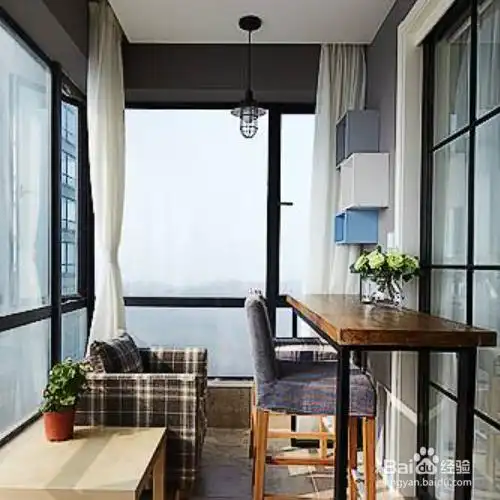 半封闭阳台怎么装修好看