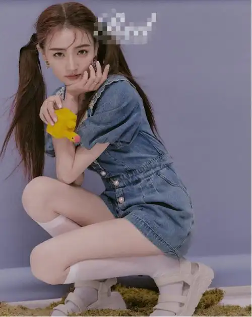 徐璐这样的女孩子真有魅力,"奶凶"的造型很时髦,简单还好学