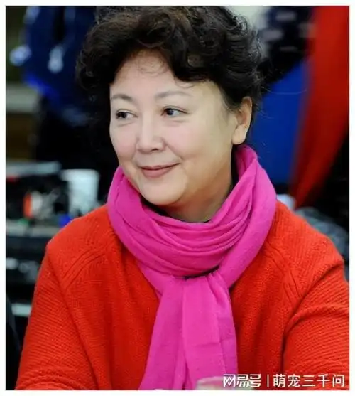 她与丈夫恩爱45年零绯闻,如今66岁直面衰老,比刻意扮嫩更美|演员|龚雪