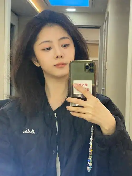 #两小姐s postcard##和谭松韵早点见面#