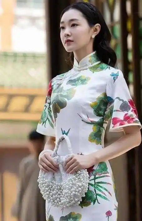 从张曼玉到袁泉,这8位"旗袍绝色"的女星,演绎经典"东方美"