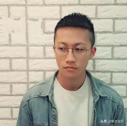 男生都喜欢短发,而寸头发型也很考验颜值!