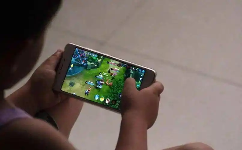 小孩玩游戏3天充2万 家长找腾讯退款 临近315能顺利退款吗?