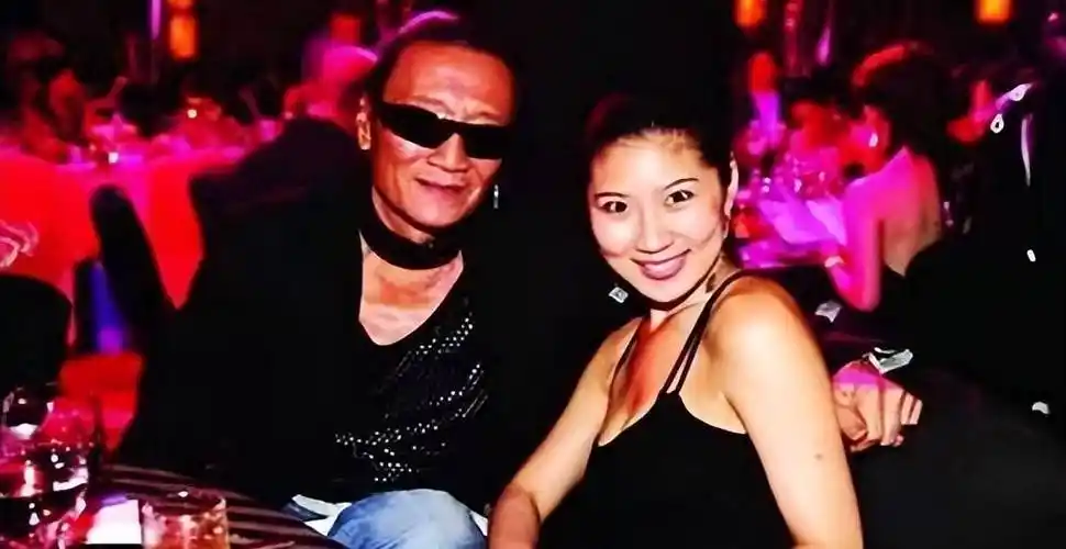 和谢贤交往12年,用青春换来2000万,如今38岁的coco怎么样了?