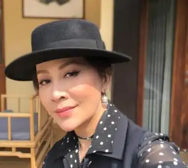 年轻时清纯可人,年纪大了越长越凶,6位明星长了一副不好惹的脸