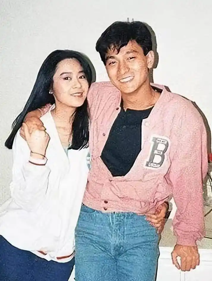 刘德华与朱丽倩的初恋时光 刘德华和朱丽倩的感情经历已经超过36年