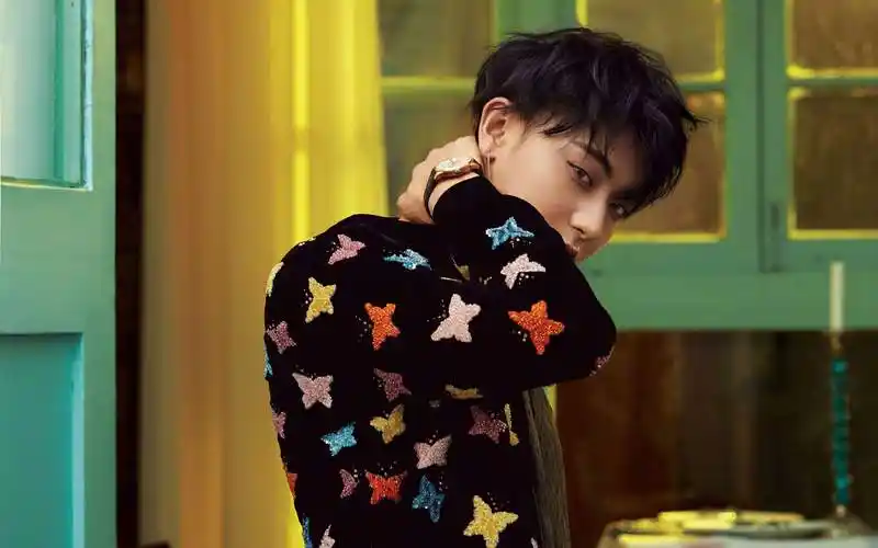 内地男星黄子韬最新帅气时尚大片写真高清壁纸