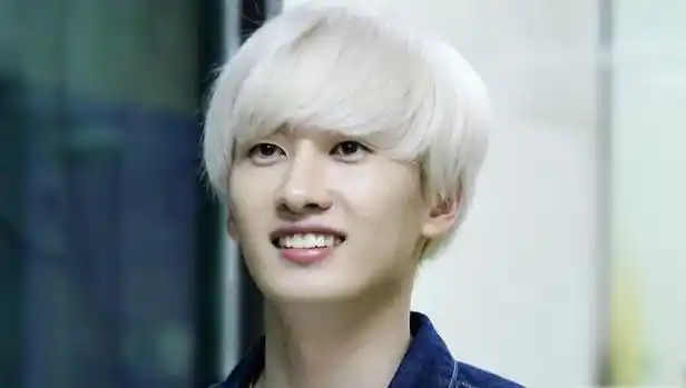 iu李智恩银赫床照事件 曝私生活混乱不堪