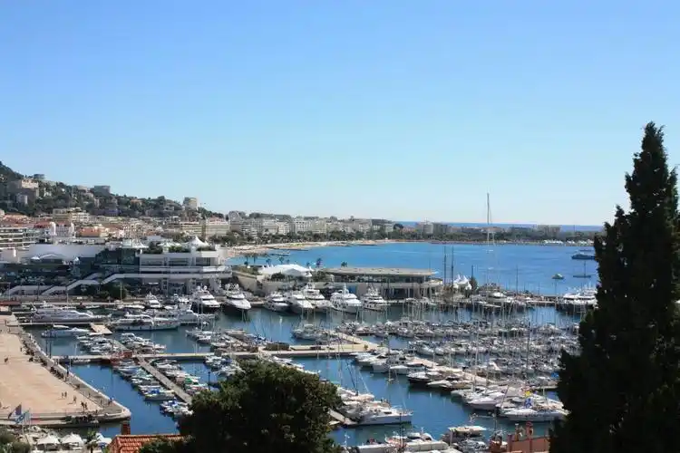 戛纳戛纳老港好玩吗,戛纳戛纳老港景点怎么样_点评_评价【携程攻略】