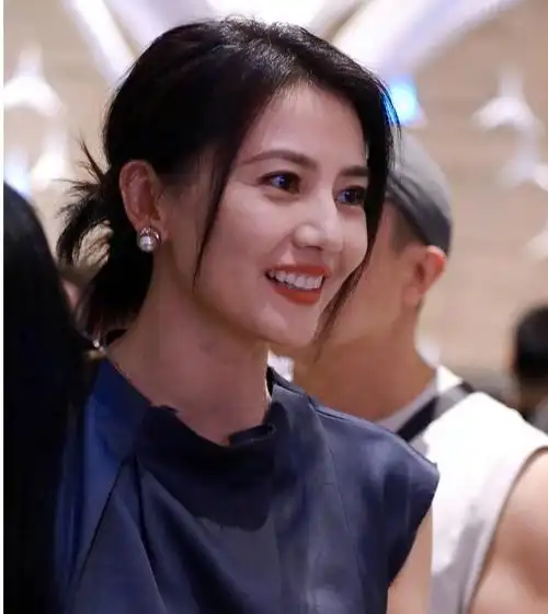 高圆圆到底算不算国民女神?看她这19张生活照,你就有答案了