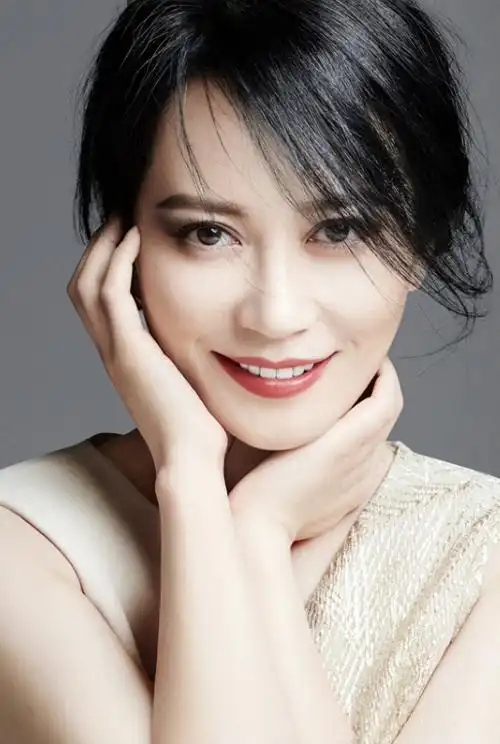 回顾不婚主义俞飞鸿新时代的女性榜样