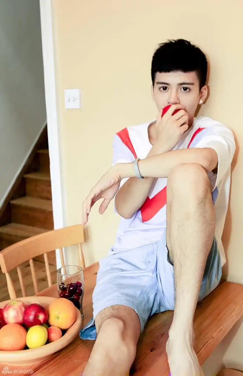 曾舜晞鲜漾早安写真 "粤读"专栏暖萌上线