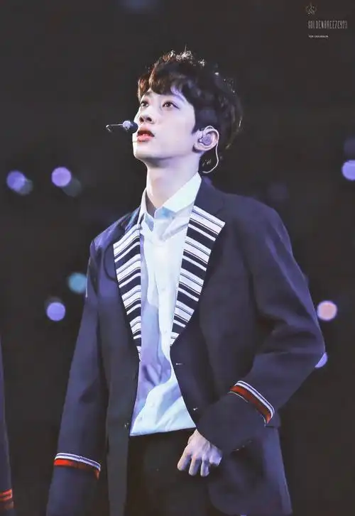 171202 赖冠霖 mma 红毯 颁奖礼 饭拍图&新闻图整理【180212 新增高清