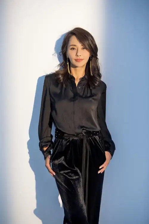 光影变幻只为遇见更好的马雅舒